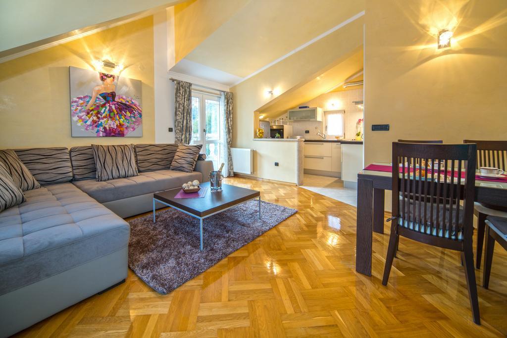 אומיס Apartments Anna חדר תמונה